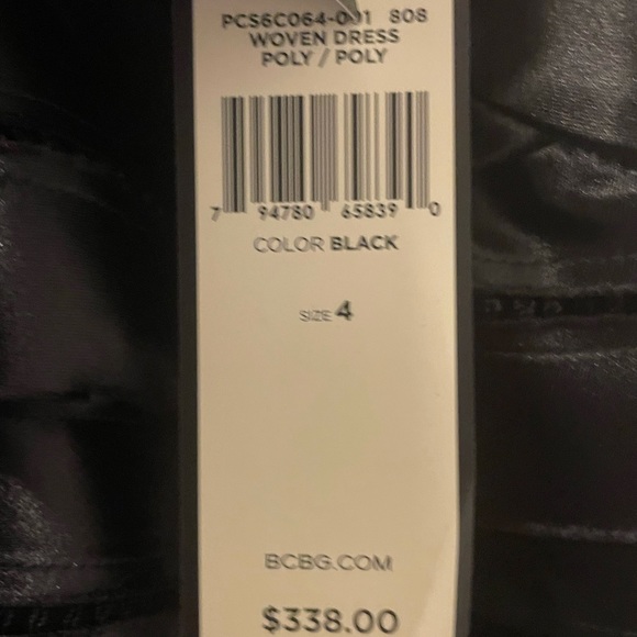 Black cocktail dress size 4 from bcbg. Never worn . - Picture 3 of 5